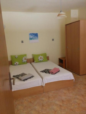 Ground Floor Summer House